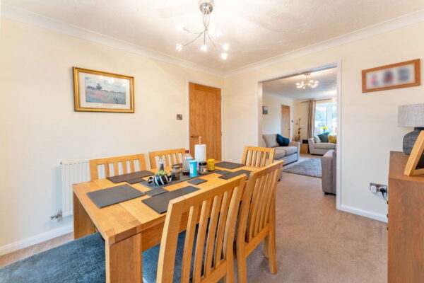 Fern Ley Close, Market Harborough, Leicestershire, LE16 8FY