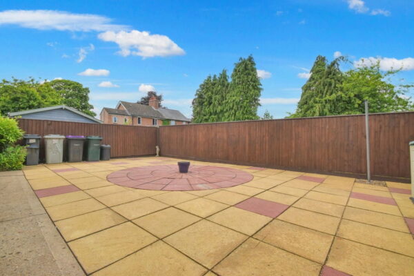 Sycamore Close, Croft, Skegness, Lincolnshire, PE24 4SX