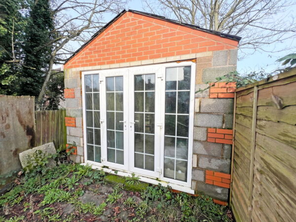 Hinckley Road, Burbage, Hinckley, Leicestershire, LE10 2AQ