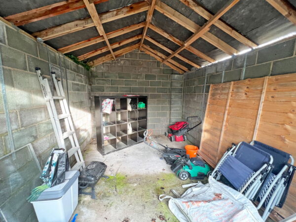 Hinckley Road, Burbage, Hinckley, Leicestershire, LE10 2AQ