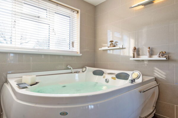 Chichele Street, Higham Ferrers, Rushden, NN10