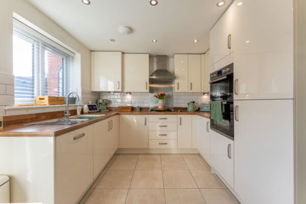 Hobby Drive, Corby, NN17 5FG