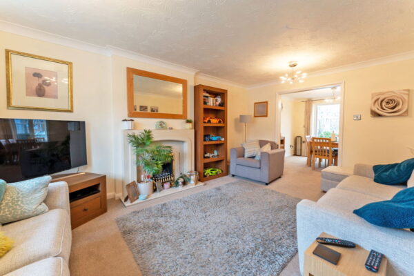 Fern Ley Close, Market Harborough, Leicestershire, LE16 8FY