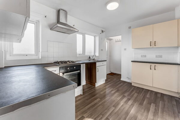 Southwold Drive, Nottingham, NG8 1PD