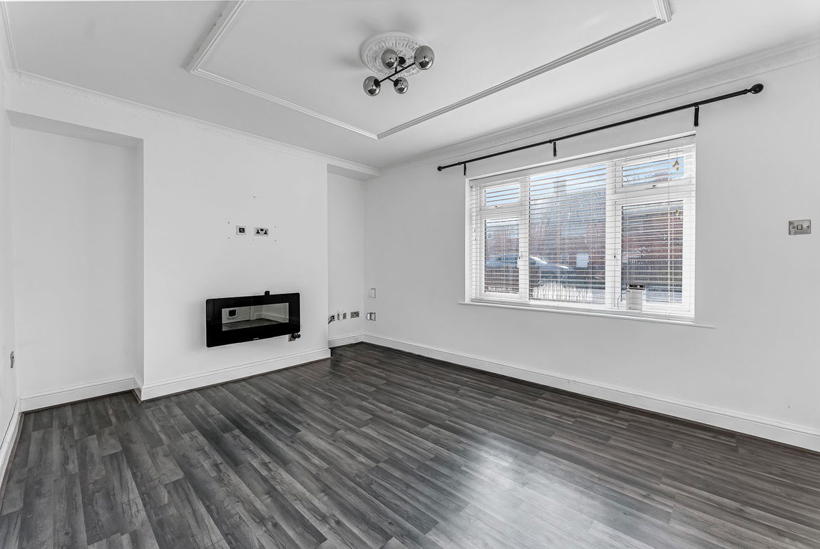 Southwold Drive, Nottingham, NG8 1PD