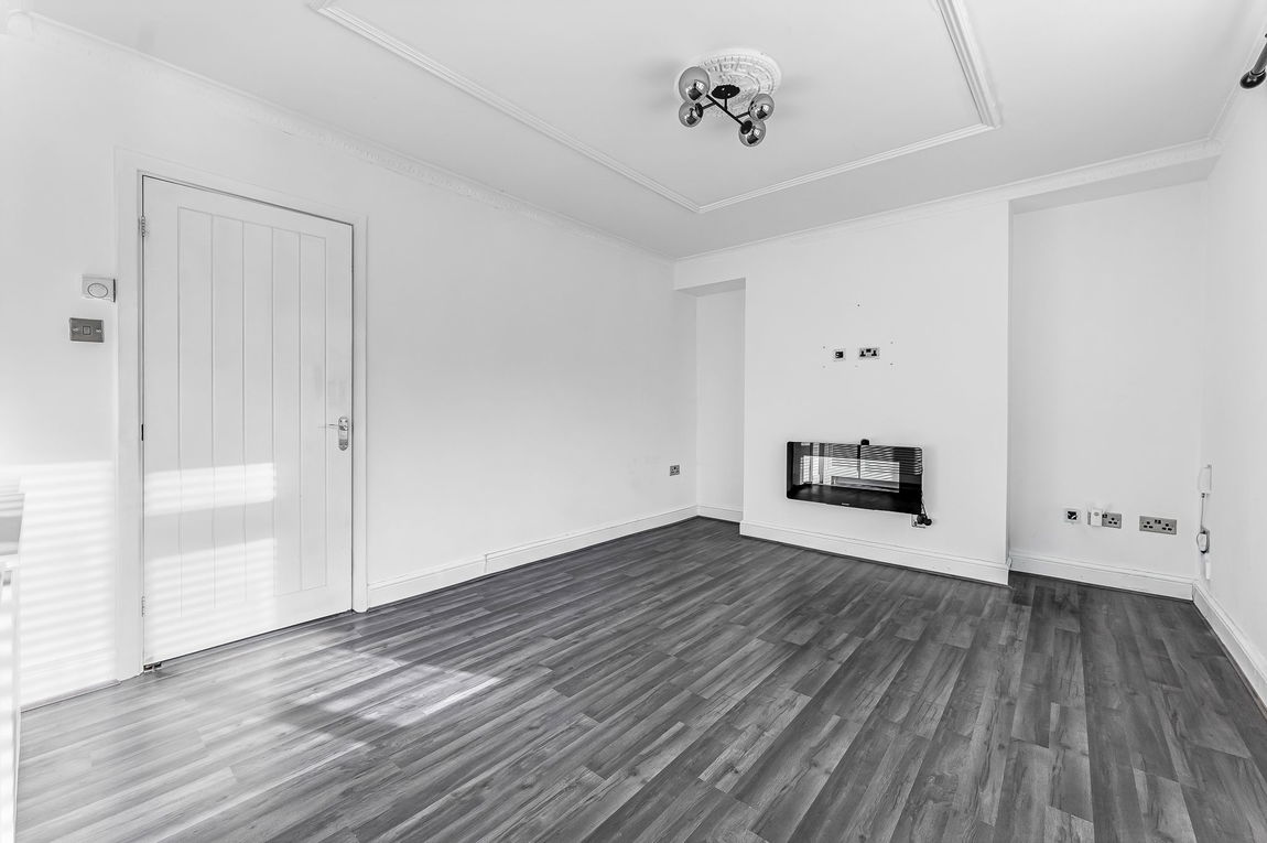 Southwold Drive, Nottingham, NG8 1PD