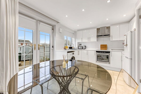 Gleneagles Drive, Arnold, Nottingham, Nottinghamshire, NG5 8QL