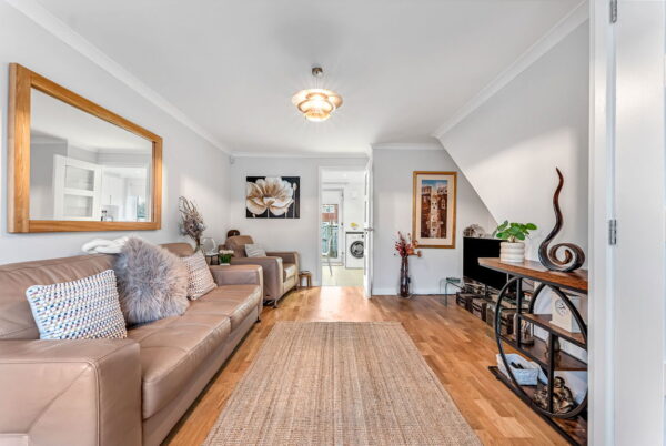 Gleneagles Drive, Arnold, Nottingham, Nottinghamshire, NG5 8QL