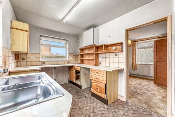 Standhill Road, Carlton, Nottingham, Nottinghamshire, NG4 1JS