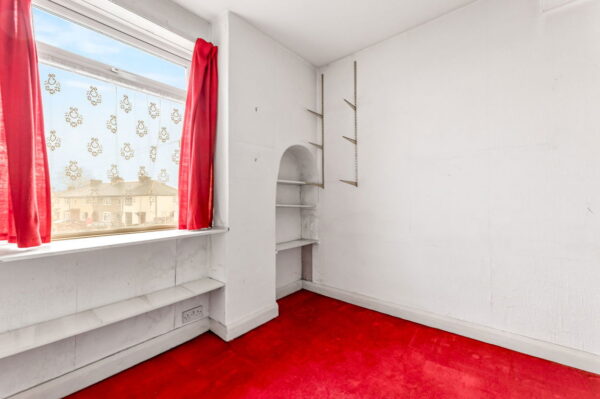 Standhill Road, Carlton, Nottingham, Nottinghamshire, NG4 1JS