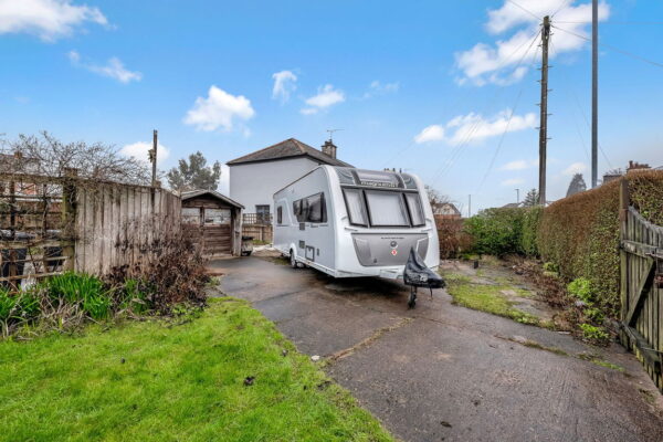 Standhill Road, Carlton, Nottingham, Nottinghamshire, NG4 1JS