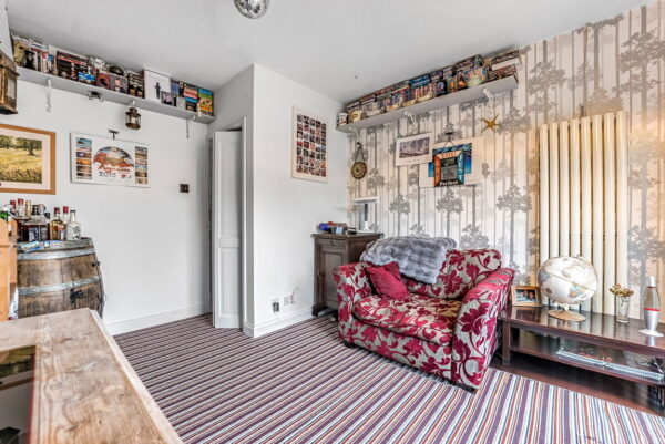 Hall Drive, Gotham, Nottingham, Nottinghamshire, NG11 0JT