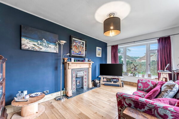 Hall Drive, Gotham, Nottingham, Nottinghamshire, NG11 0JT