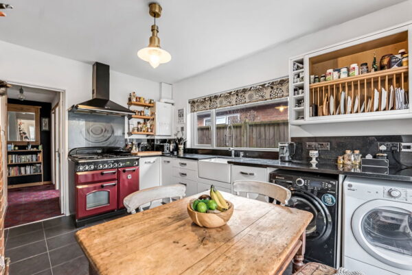 Hall Drive, Gotham, Nottingham, Nottinghamshire, NG11 0JT