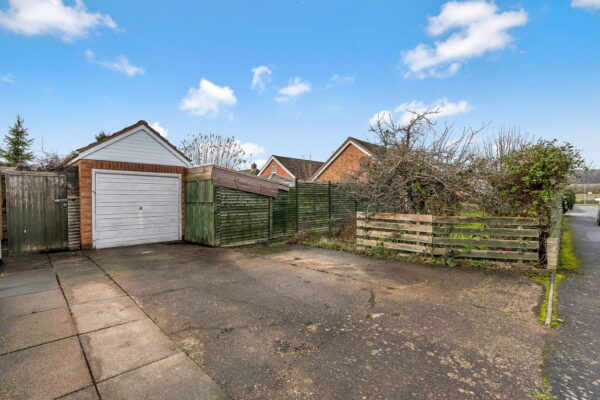 Hall Drive, Gotham, Nottingham, Nottinghamshire, NG11 0JT