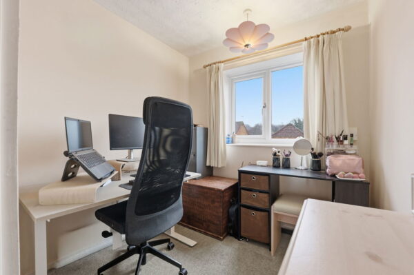 Deer Park Drive, Arnold, Nottingham, Nottinghamshire, NG5 8SA