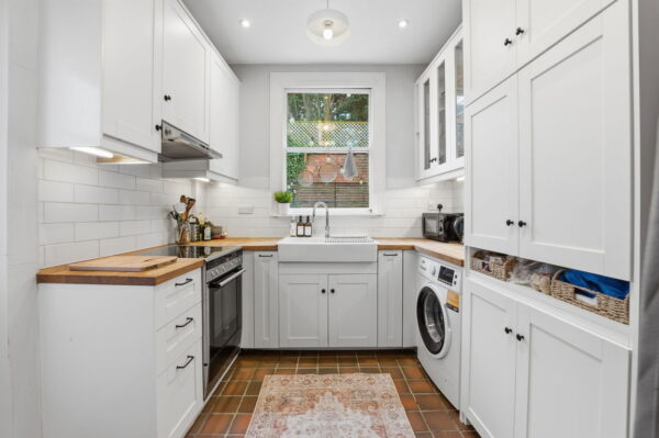 Ebers Grove, Nottingham, Nottinghamshire, NG3 5EA