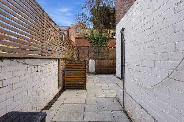 Ebers Grove, Nottingham, Nottinghamshire, NG3 5EA