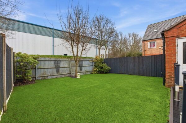 Potters Hollow, Bulwell, Nottingham, Nottinghamshire, NG6 8PB