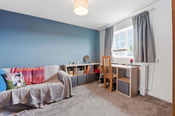 Chichester Close, Nottingham, NG5 9AX