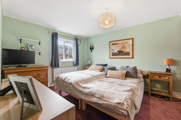 Chichester Close, Nottingham, NG5 9AX