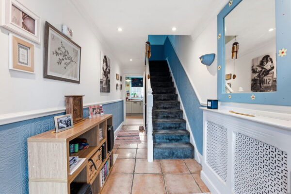 Chichester Close, Nottingham, NG5 9AX