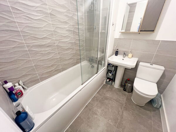 Inver Road, Lubbesthorpe, Leicester, Leicestershire, LE19 4DL