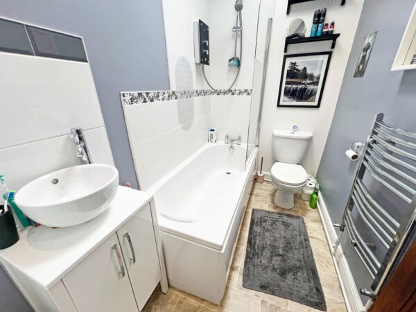 Grange Road, Hugglescote, Coalville, Leicestershire, LE67 2BQ