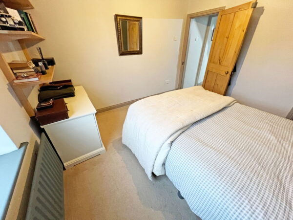 Hinckley Road, Burbage, Hinckley, Leicestershire, LE10 2AQ