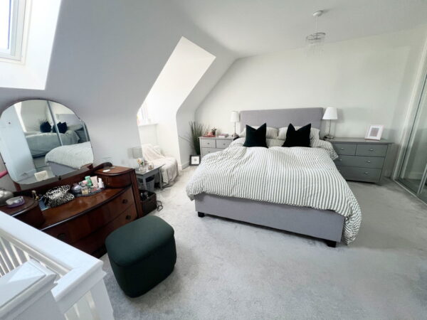 Lubbesthorpe, Leicester, Leicestershire, LE19 4BT