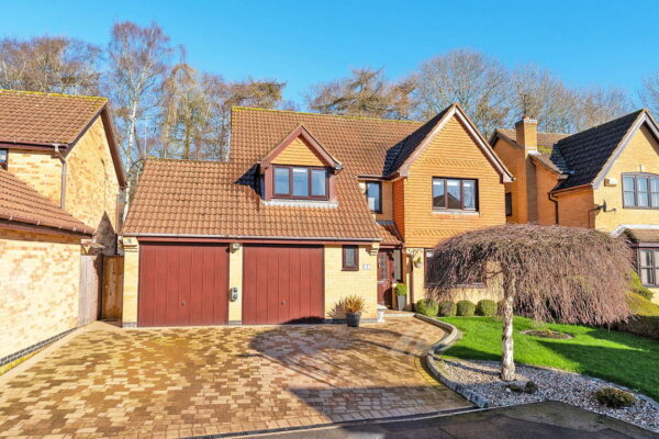 Regal Drive, Kettering, Northamptonshire, NN16 9SR