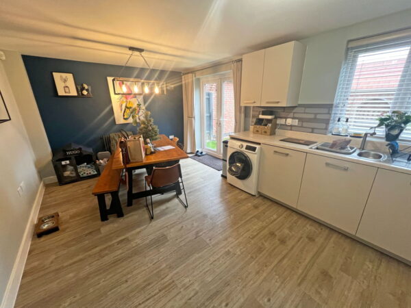 Irvine Crescent, Lubbesthorpe, Leicester, Leicestershire, LE19 4BT