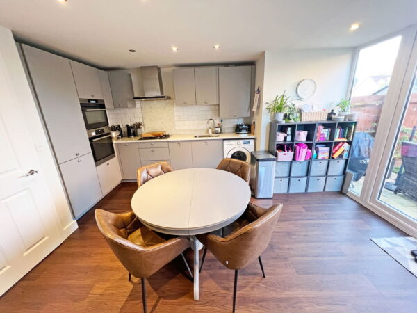 Lubbesthorpe, Leicester, Leicestershire, LE19 4BT