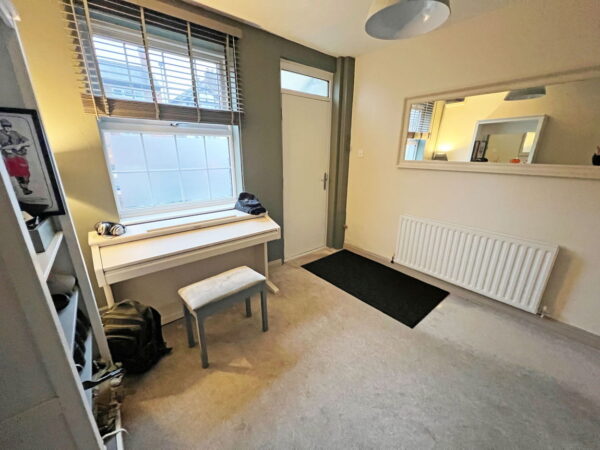 Hinckley Road, Burbage, Hinckley, Leicestershire, LE10 2AQ