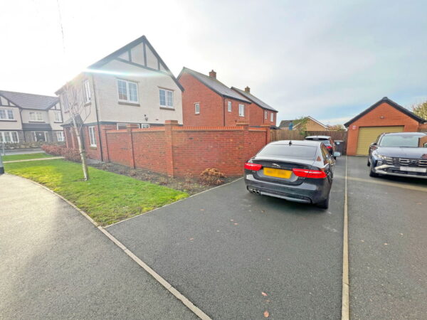 Citron Avenue, Coalville, Leicestershire, LE67 4UG