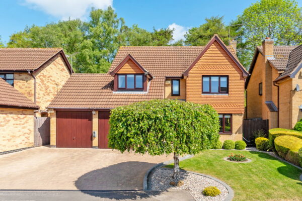 Regal Drive, Kettering, Northamptonshire, NN16 9SR