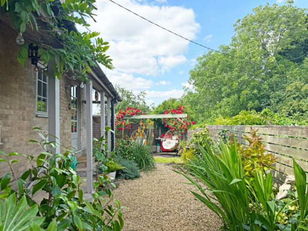 Bottom Lane, Stoke Albany, Market Harborough, Leicestershire, LE16 8PN