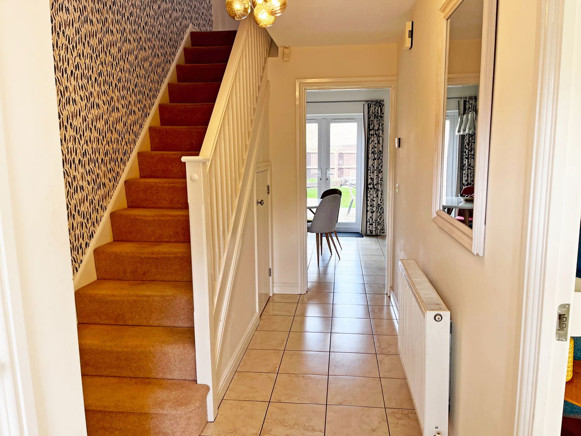 Vale Close, Loughborough, LE11 2GZ