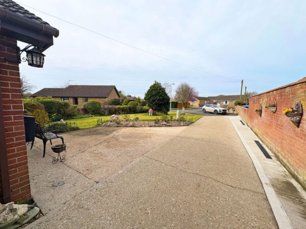 Croft Close, Wainfleet, Skegness, Lincolnshire, PE24 4DT
