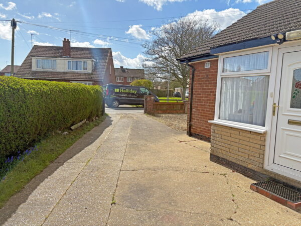 44 Albany Close, Skegness, Lincolnshire, PE25 2NE