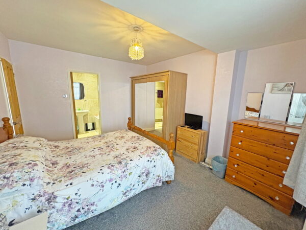 44 Albany Close, Skegness, Lincolnshire, PE25 2NE