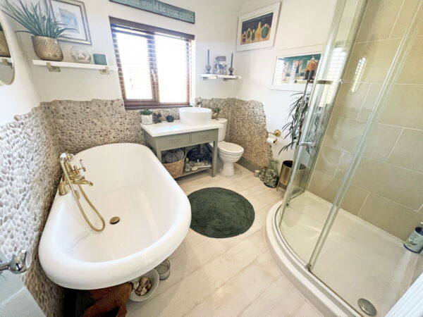 Owston Drive, Wigston, Leicestershire, LE18 2EN