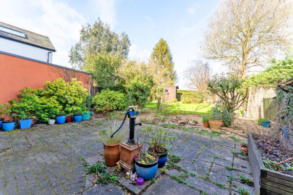 Coventry Road, Market Harborough, LE16 9DA