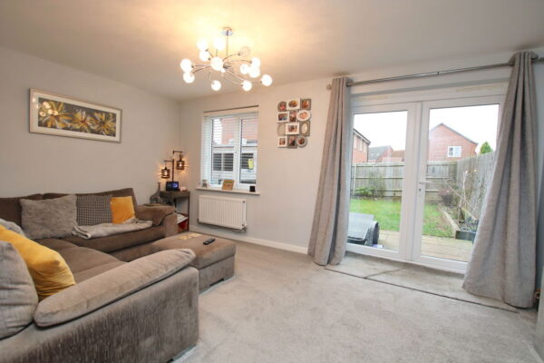 Hurricane Road, Hucknall, Nottingham, NG15 6WN