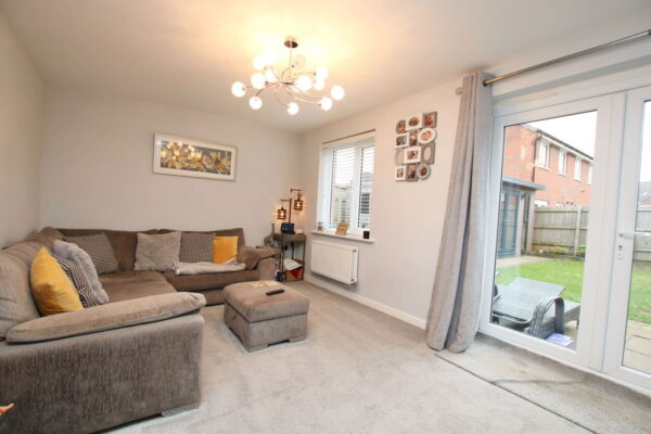 Hurricane Road, Hucknall, Nottingham, NG15 6WN