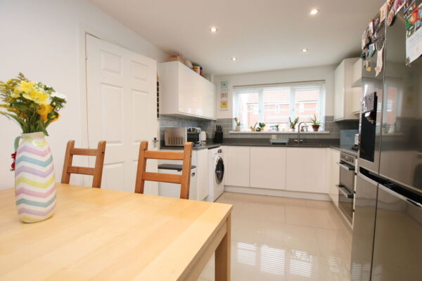 Hurricane Road, Hucknall, Nottingham, NG15 6WN