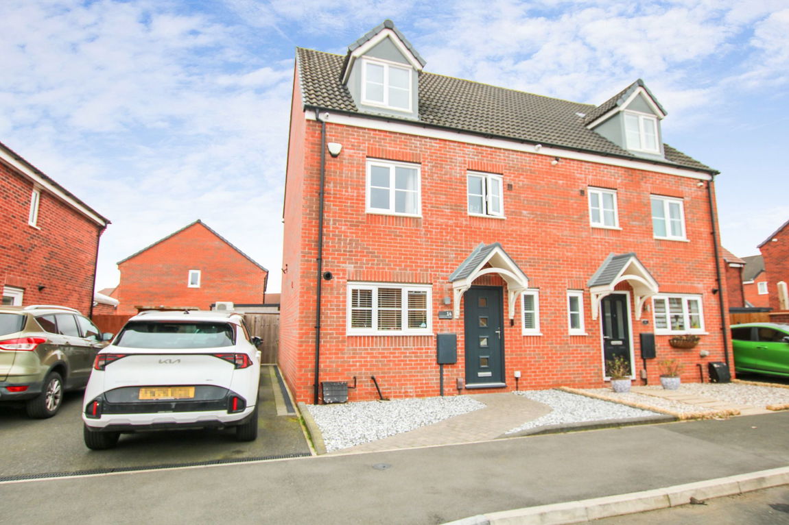 Hurricane Road, Hucknall, Nottingham, NG15 6WN