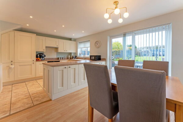 47 Foxons Barn Road, Rugby, Warwickshire, CV21