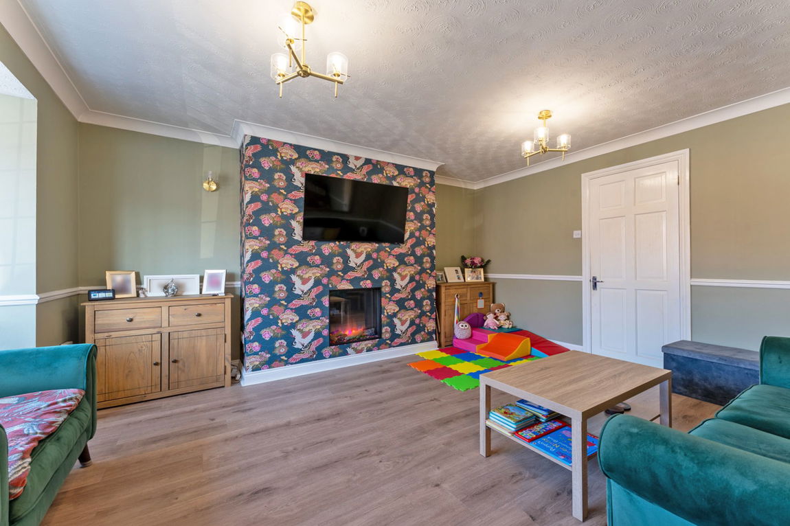 Osprey Close, Kempston, Bedford, Bedfordshire, MK42 7TH