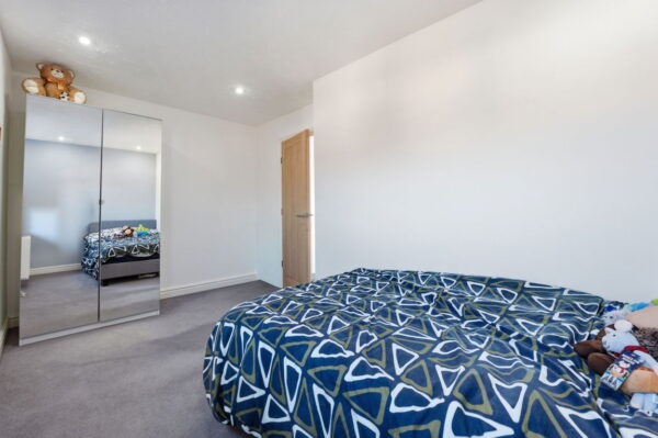 Hillcrest View, Carlton, Nottingham, Nottinghamshire, NG4 1LQ